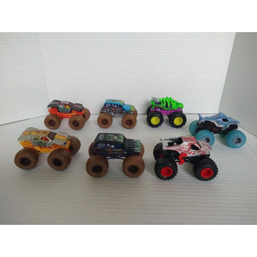 Lot of 7 Hot Wheels Monster Jam Trucks